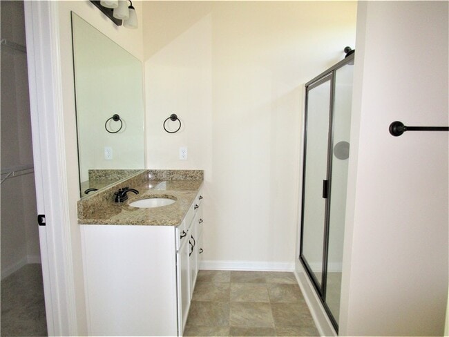 Photo - 215 Scenic Rd