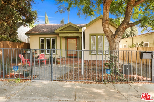 Building Photo - 1246 N Genesee Ave Rental