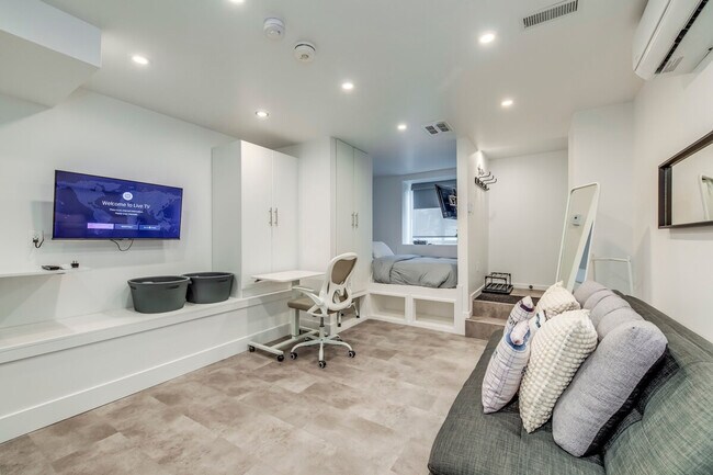 Photo - 19 Claremont St Unit ID1054299P