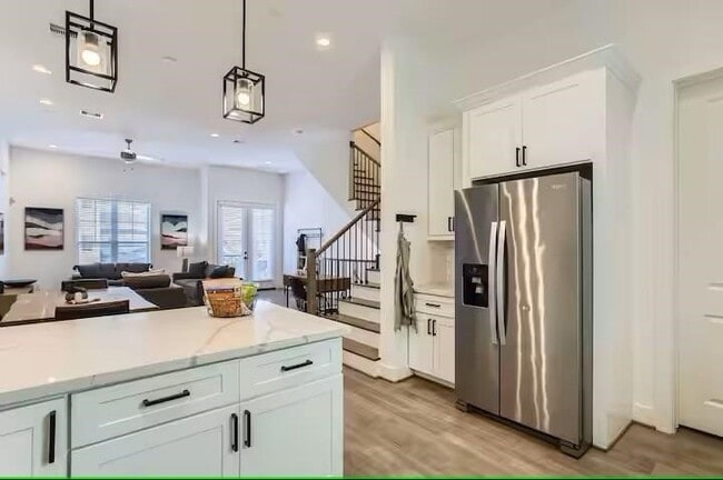 Photo - 1528 Chestnut St