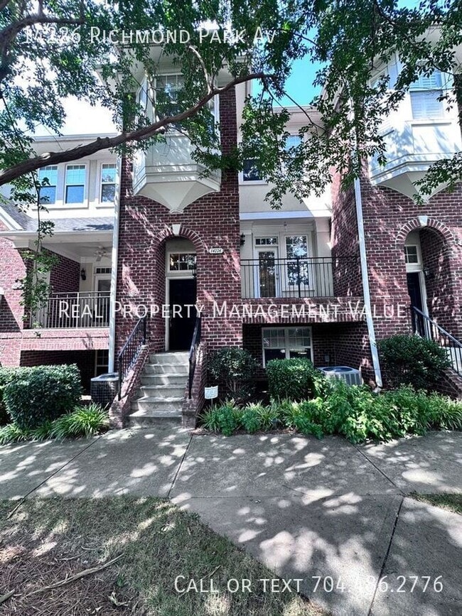 Photo - 14226 Richmond Park Ave House