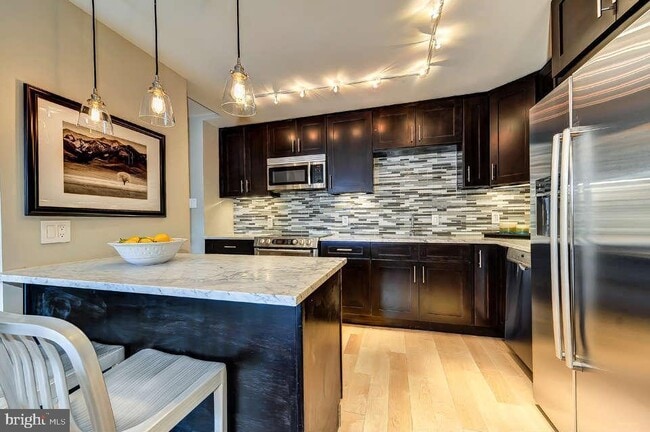 Photo - 2141 P St NW Unit 205