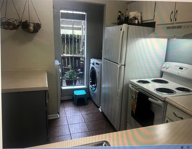 Building Photo - 1505 Ward Rd Unit 144 Rental