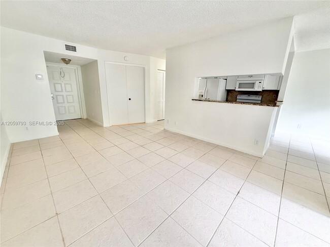Photo - 9755 Westview Dr Unit 1217