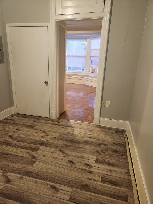 Photo - 151 E Philadelphia St