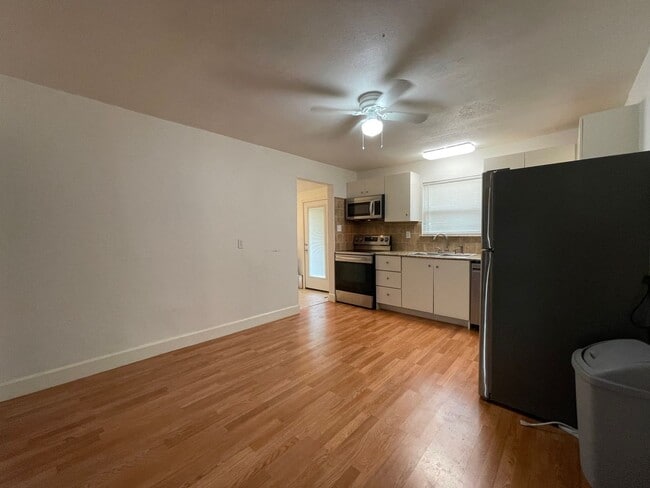 Photo - 2 Bedroom 1 Bath Home in Fort Worth