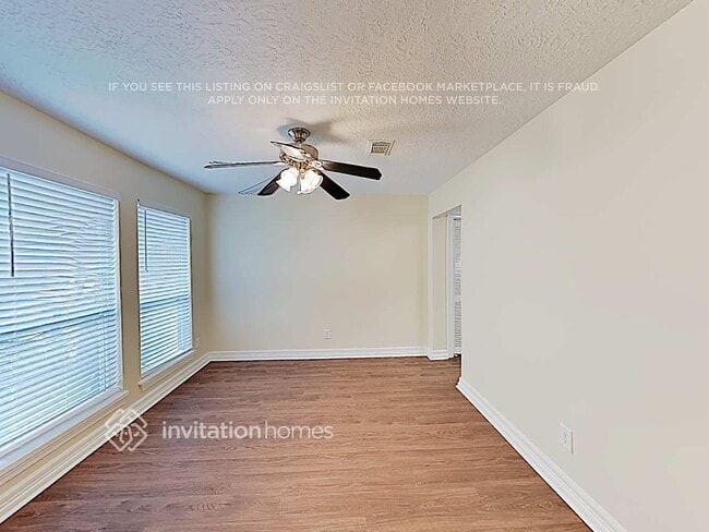 Photo - 9422 Chartermoss Cir