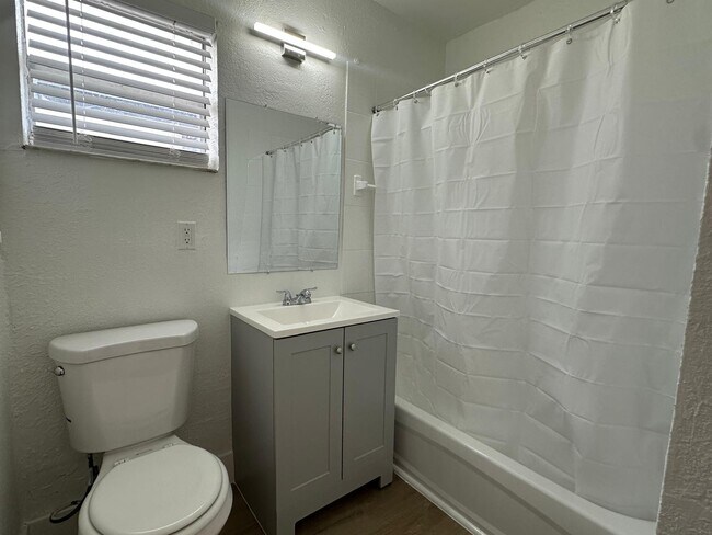 Photo - 6032 SW 25th St