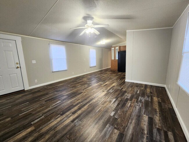 Photo - 3 BR Mobile Home on 4 acres in Belton, SC