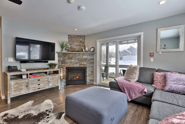 Building Photo - 120 Killington Ctr Dr Rental