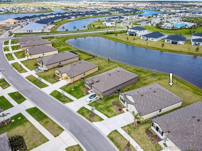 9767 SW Triton Wy