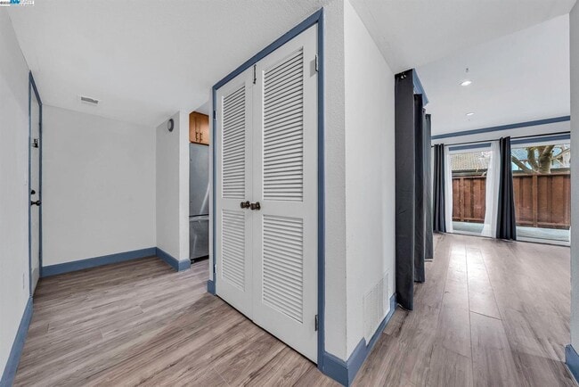 hallway enterence - 6266 Joaquin Murieta Ave Unit #H