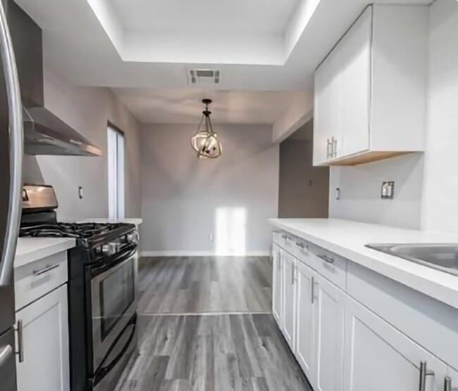 Photo - 3152 S Eastern Ave Unidad 26