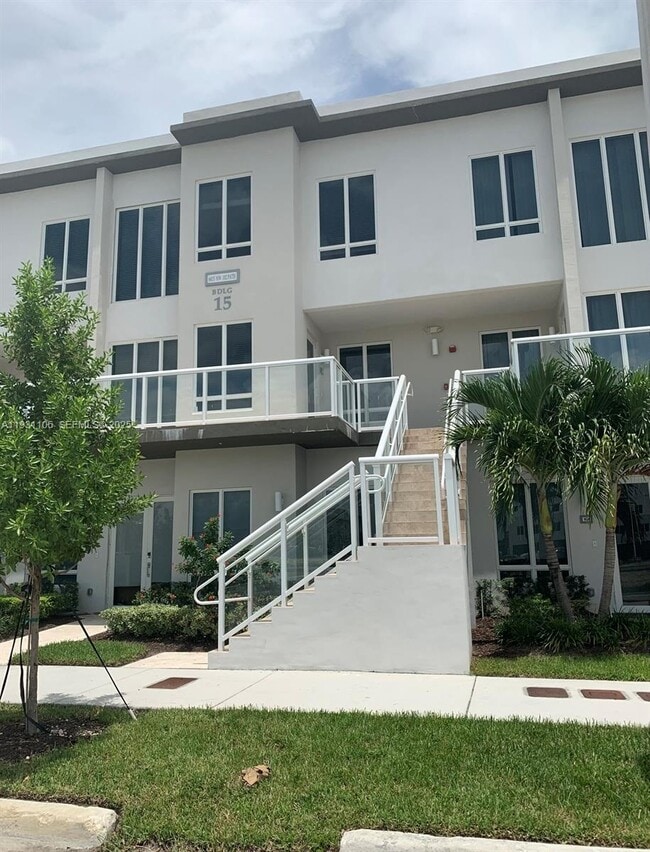 Photo - 6415 NW 102nd Path Unidad 207