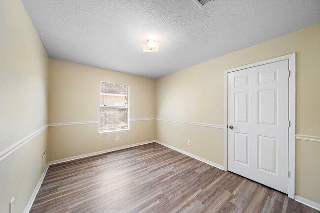 Photo - 6523 Wellington Meadows Dr