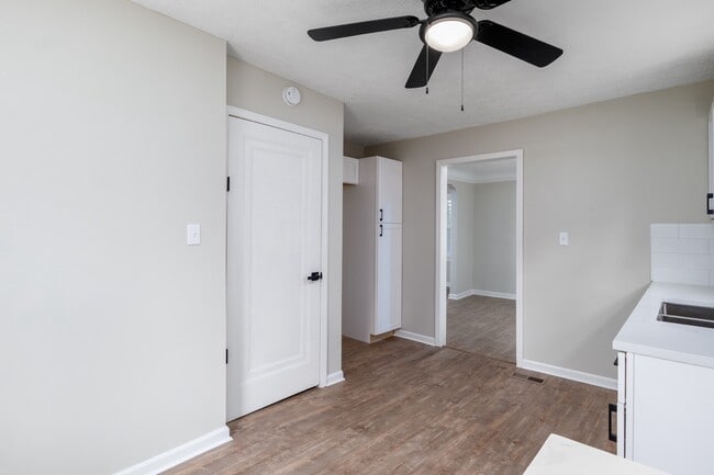Photo - 13804 Rexwood Ave