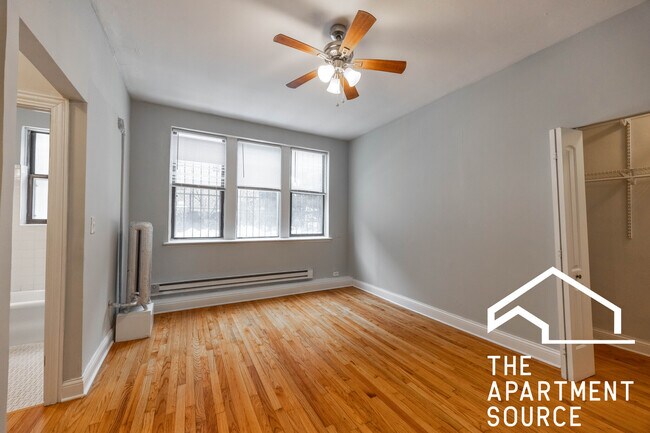 Photo - 4614 N Paulina St Unidad 106