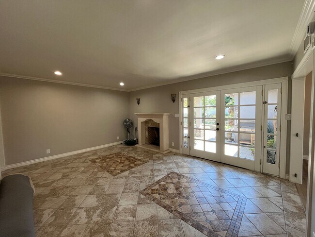 Photo - Beautifully Upgraded 3+2 w/ putting green & BBQ!