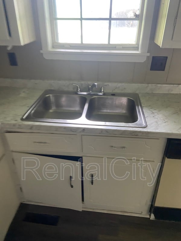 Photo - 540 Ferguson Ave