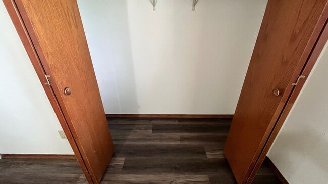 Photo - Welcome Home to this charming 2 bedroom, 1 bathroom apartment in Neenah, WI!