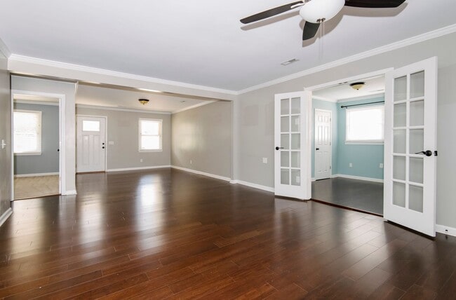 Photo - 3 Bedroom Ranch Style Home Just Minutes From Downtown Raleigh!