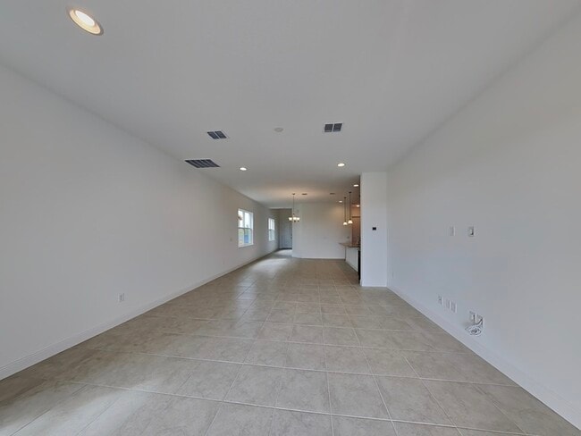 Photo - 15709 Vetta Dr