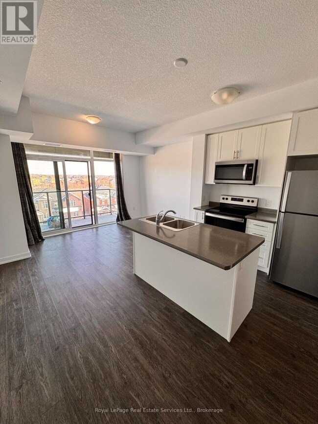 Photo - 450 Dundas St E Unit 429