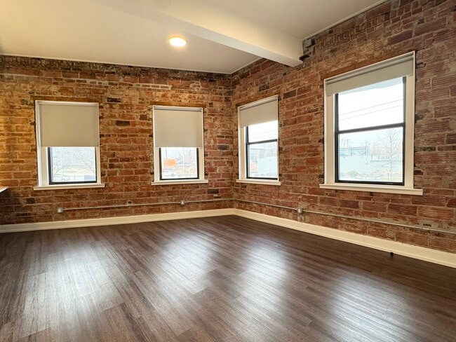 Photo - 1211 W 27th St Unidad A