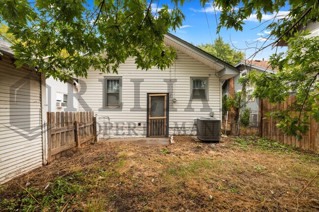 Photo - 621 S Green St