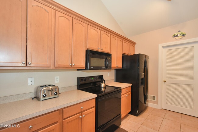 Photo - 328 Ballston Ave Unit 10