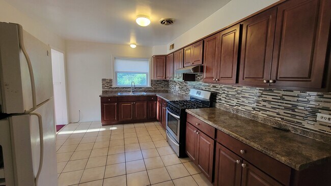 Photo - 6542 N Hoyne Ave Unidad 2N