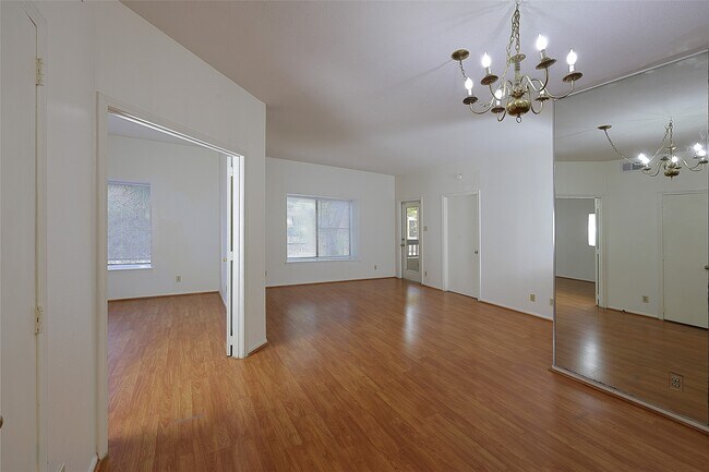 Photo - 2209 S Braeswood Blvd Unidad 32C