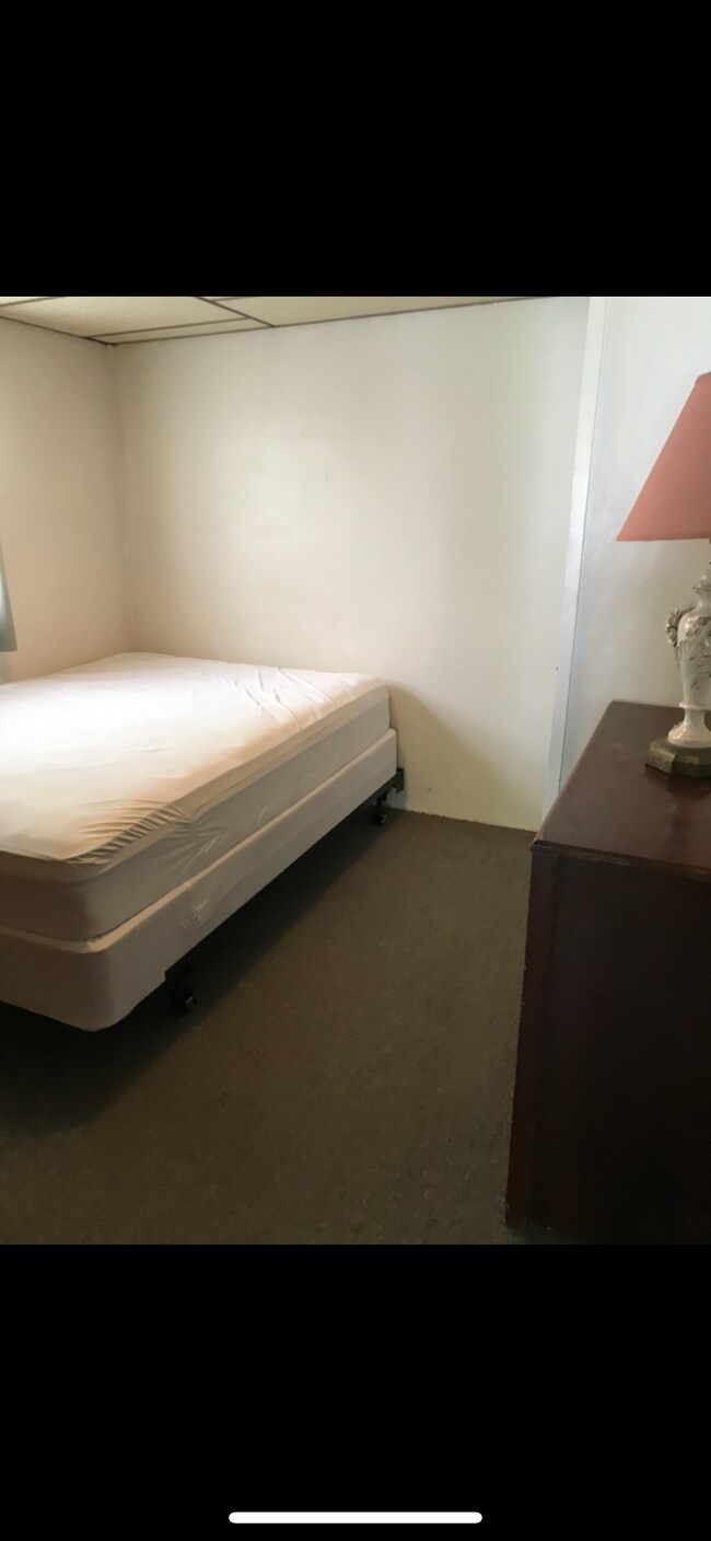 6636 W Lake Dr Rental For Rent in Fremont, MI