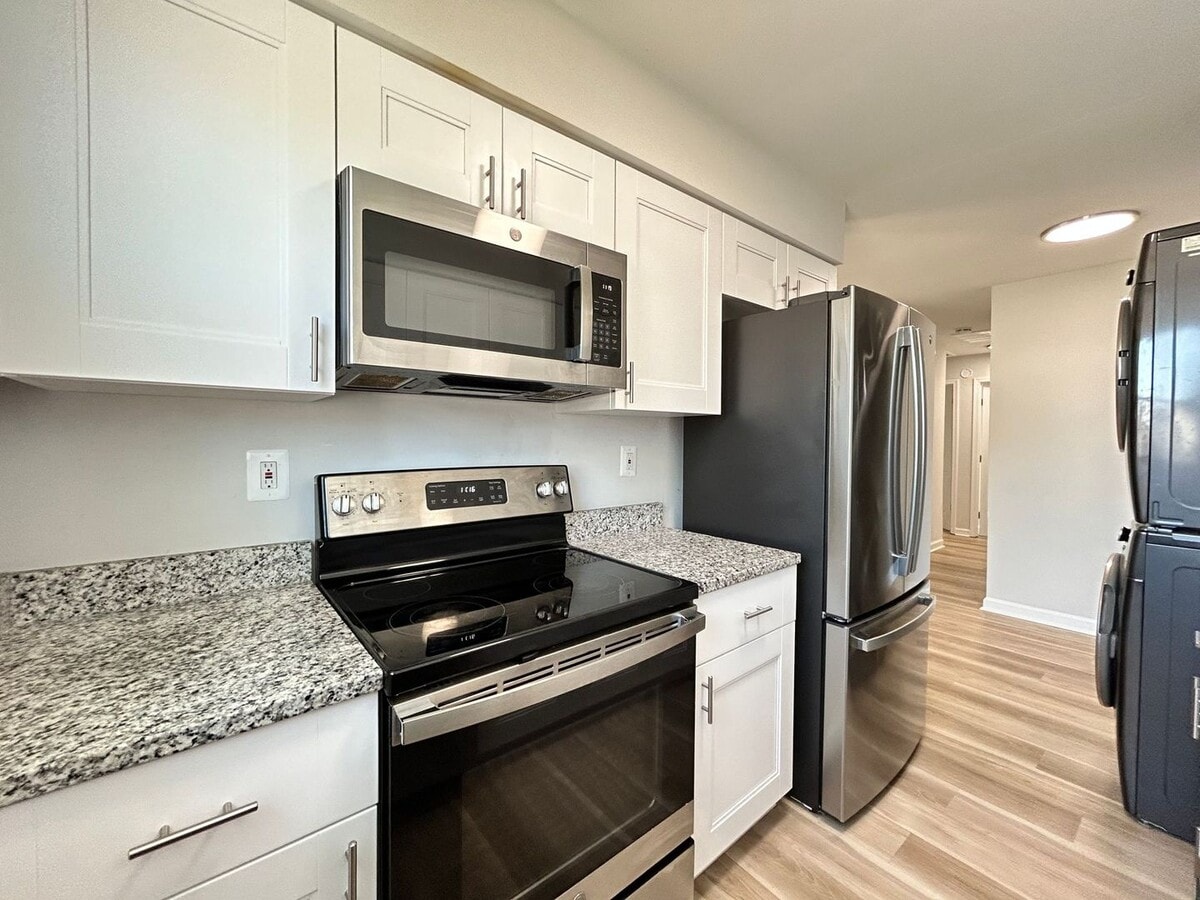 Photo - Charming Updated End-Unit Home with Private Yard in Virginia Beach