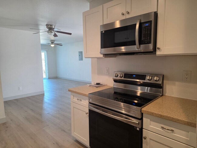 Photo - 195 Hacienda Loop Unit 195 Hacienda Lp #2