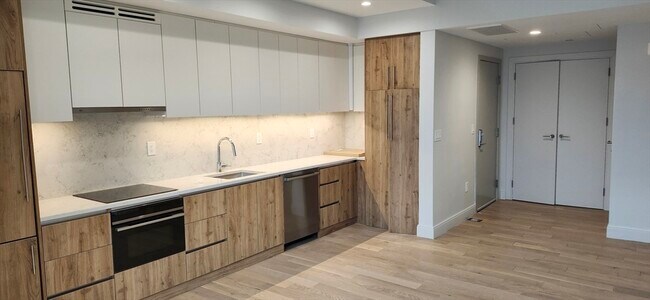 Photo - 1055 Cambridge St Unit 201