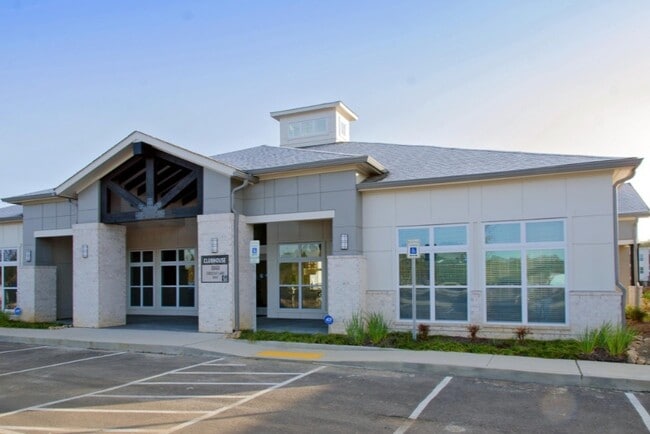 Leasing Office