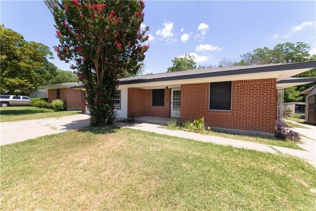 Photo - 1903 S 19th St