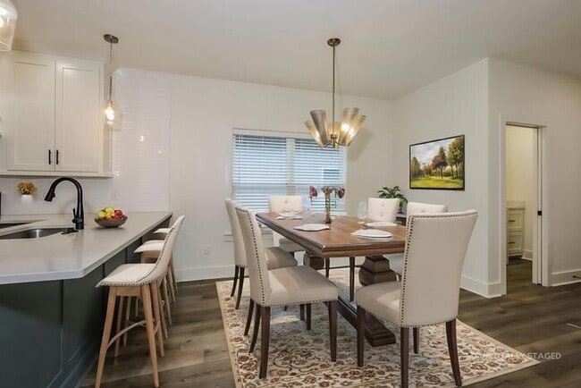 Photo - 16304 Lamarche Dr