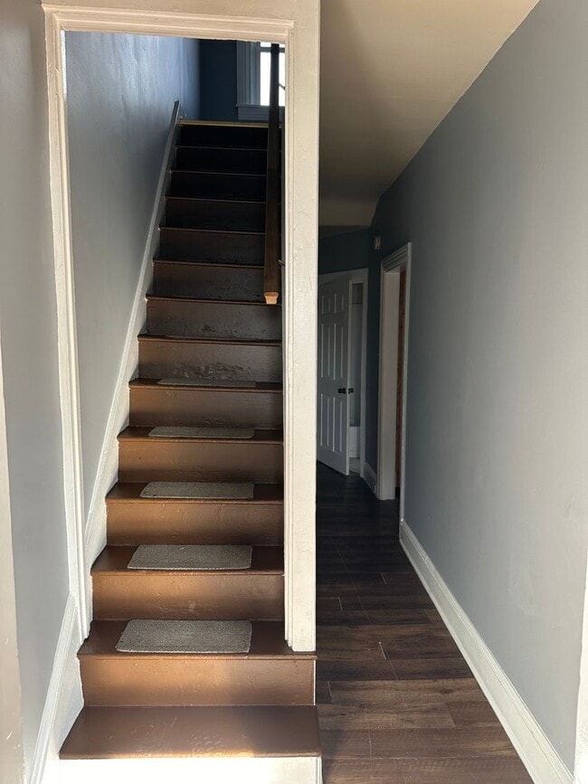 Photo - 809 Columbia Ave Unit Apt 2