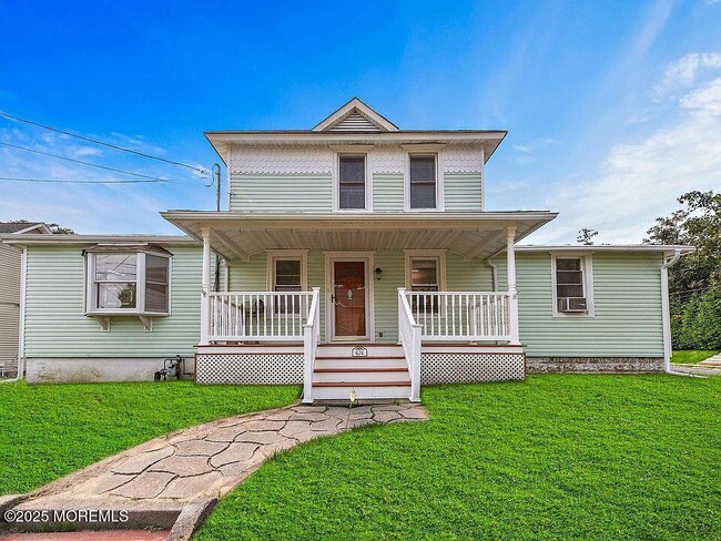 Building Photo - 674 Morford Ave Rental
