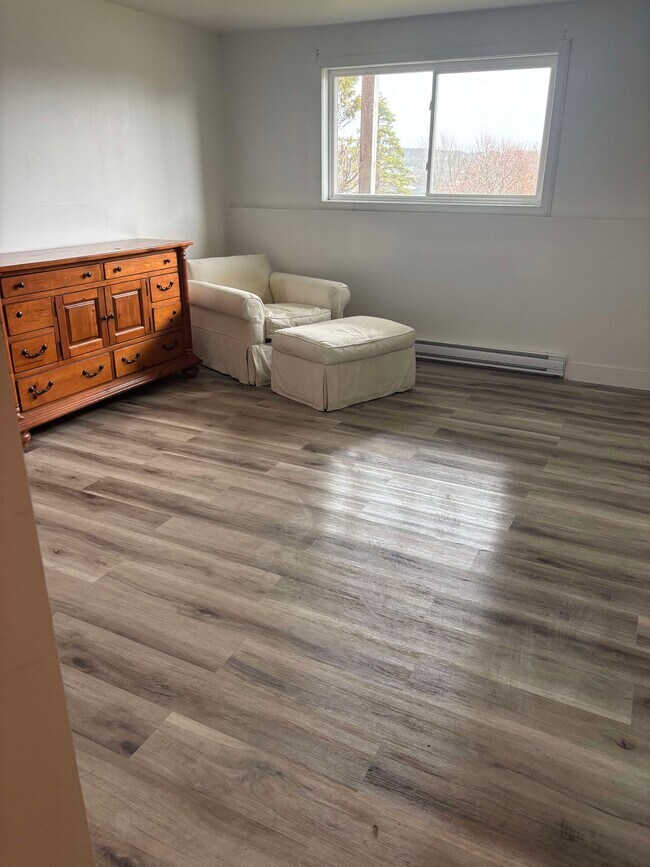 Photo - Bright and Airy 1-Bedroom in a Quiet, Convenient Neighborhood and Private Balcony Unit 0001