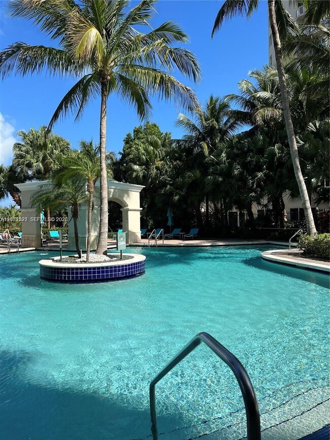 Photo - 19501 W Country Club Dr Unit 1615