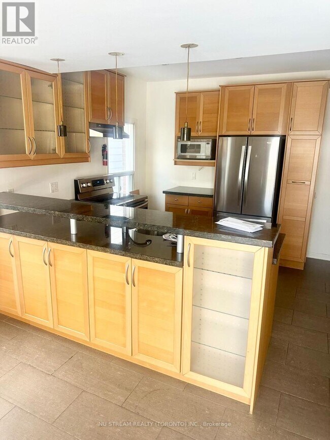 Photo - 135 Kenwood Ave