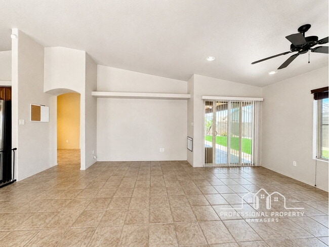 Photo - "Spacious 4-Bedroom, 2-Bathroom SOLAR Home in Mesa del Sol!"