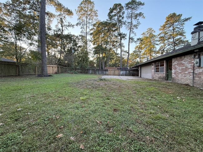 Building Photo - 422 Gamewood Dr