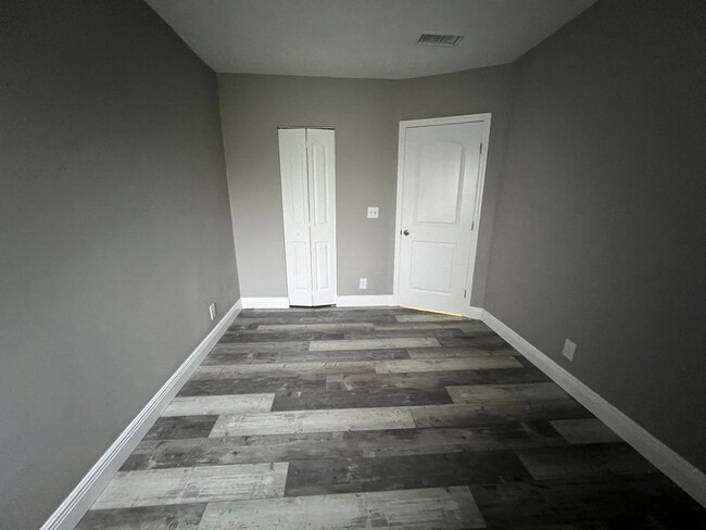 Photo - 8911 NW 28th Dr