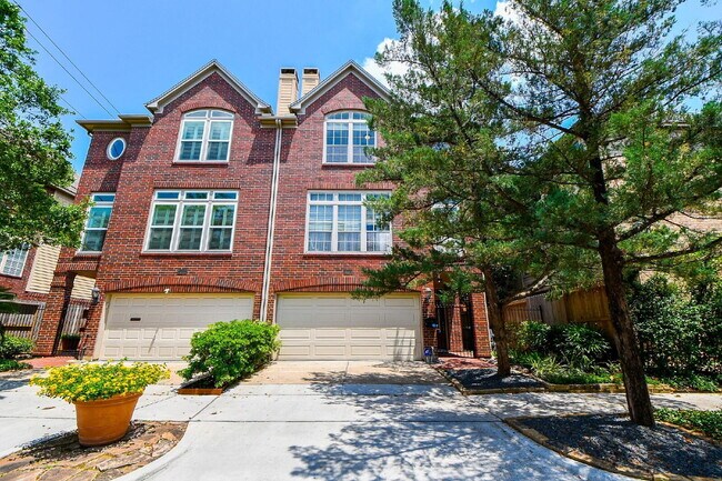 Building Photo - Furnished Montrose rental close to everyth...