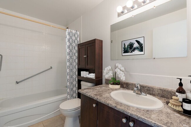 Photo - 14 Spruce St