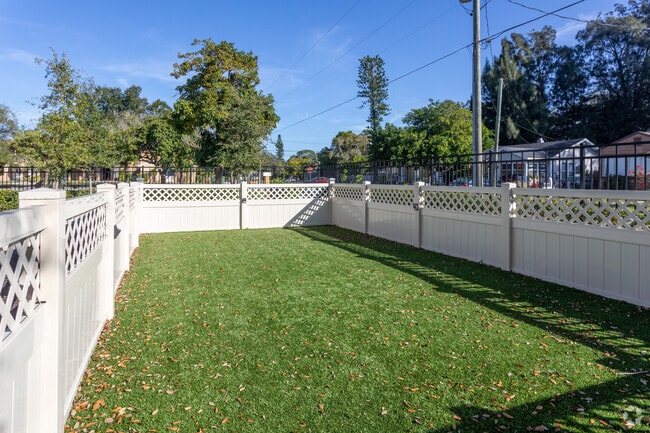 Grand Palms Senior Apartment Homes 55+